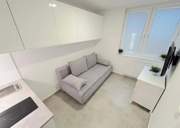 Krásny - 4 V Blízkosti Centra Appartamento